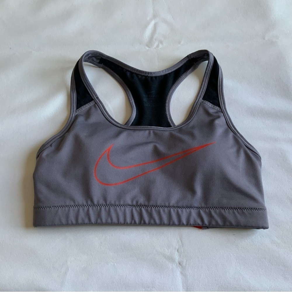 Nike Women's gray and red Sports Bra - Picture 1 of 5